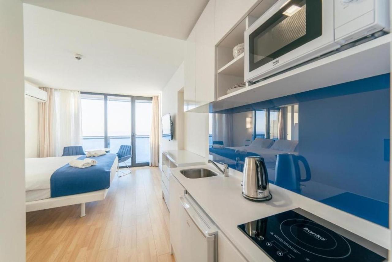 Orbi City Sea Side & Sea View Apartments Batumi Kültér fotó