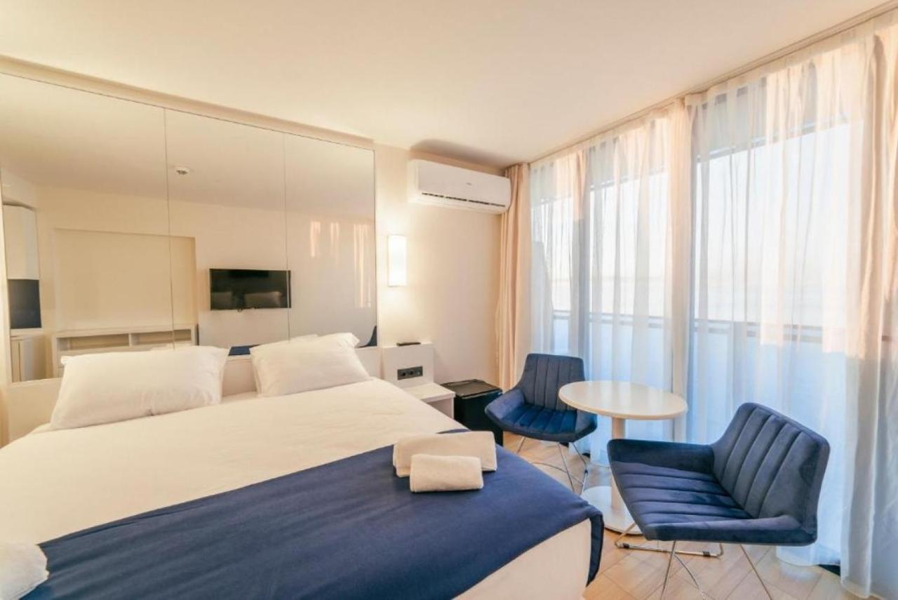 Orbi City Sea Side & Sea View Apartments Batumi Kültér fotó