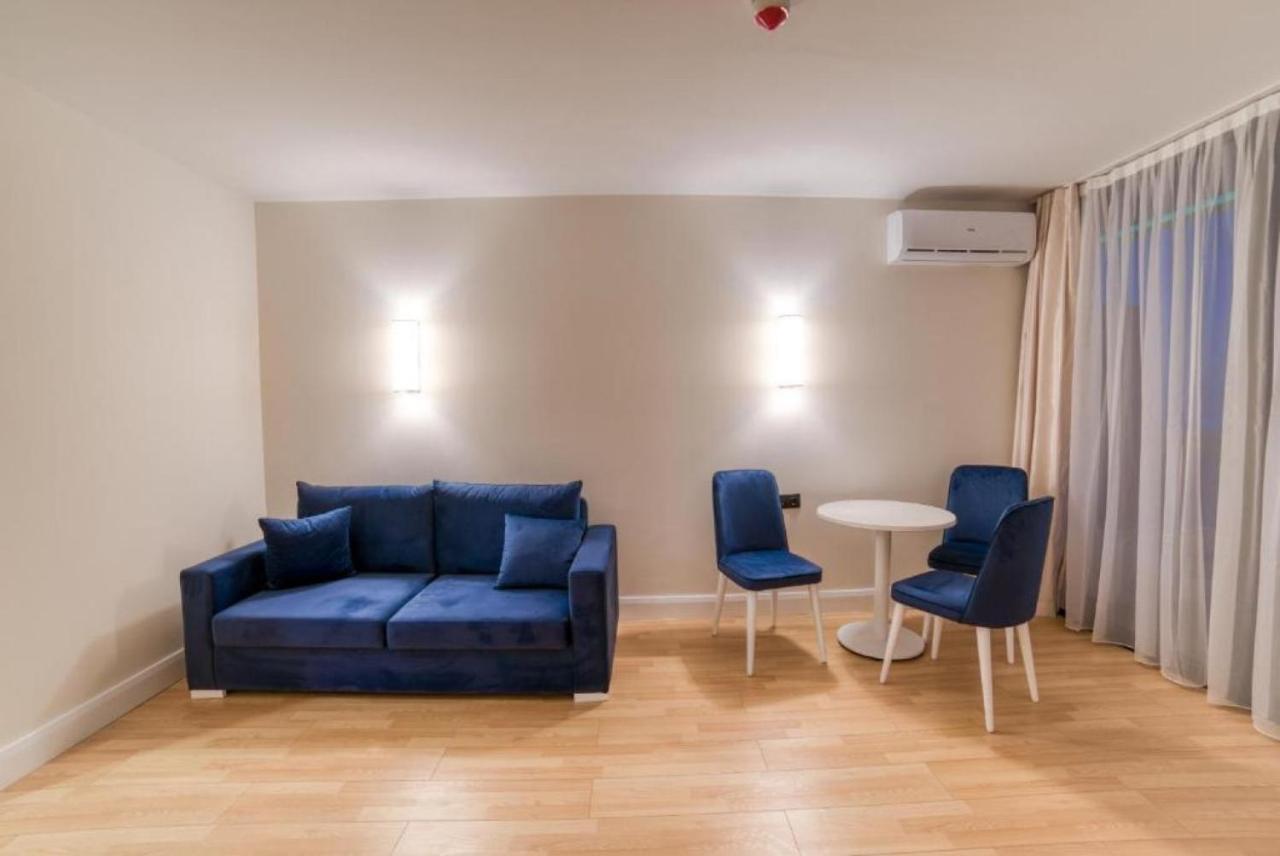 Orbi City Sea Side & Sea View Apartments Batumi Kültér fotó