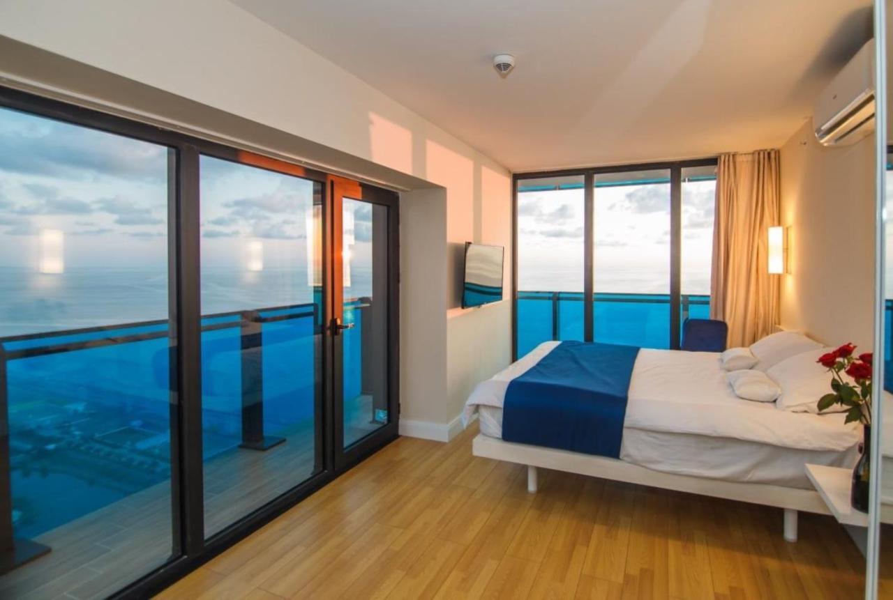 Orbi City Sea Side & Sea View Apartments Batumi Kültér fotó