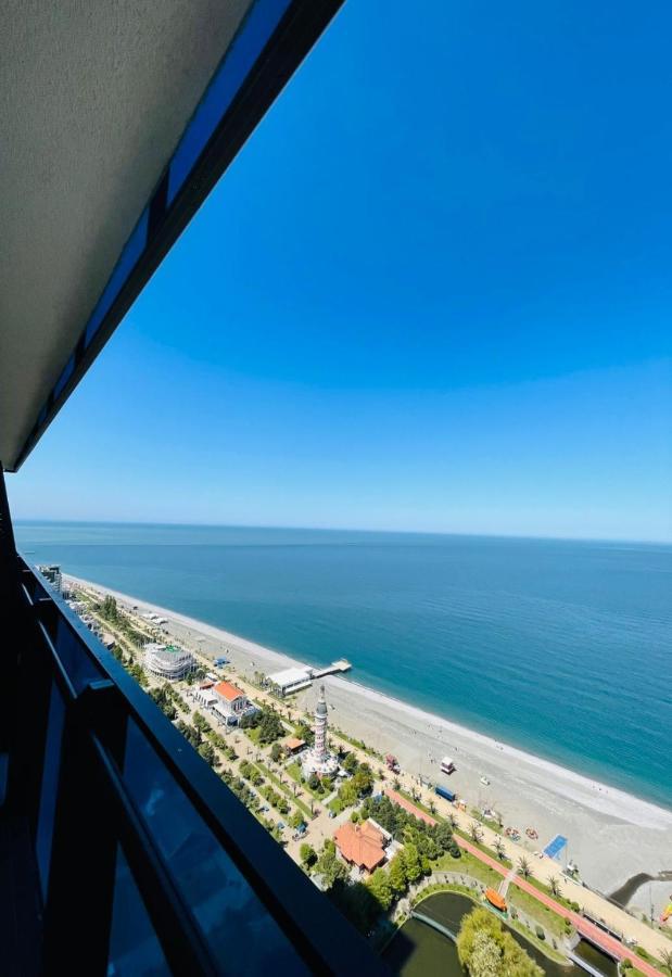 Orbi City Sea Side & Sea View Apartments Batumi Kültér fotó