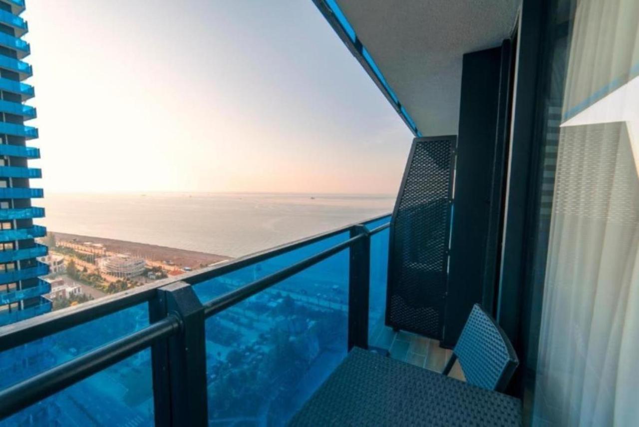 Orbi City Sea Side & Sea View Apartments Batumi Kültér fotó